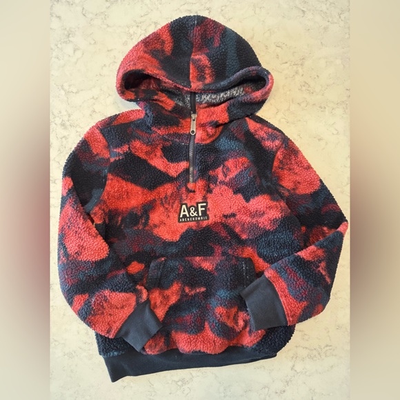 abercrombie kids Other - Abercrombie Kids Red and Black Fleece Sherpa 3/4 zip hoodie